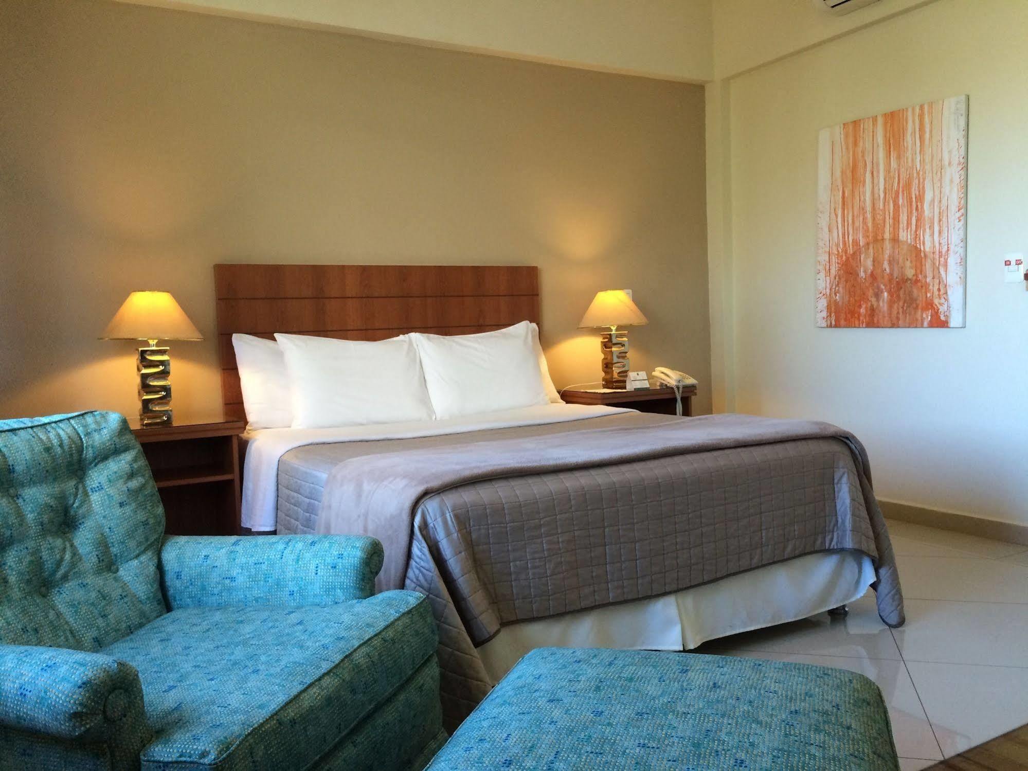 Convair Hotel Ciudad del Este Luaran gambar